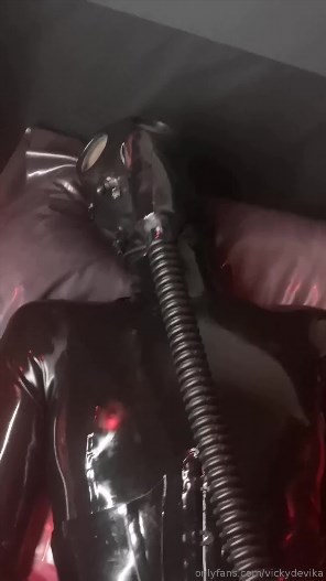 Onlyfans - Vickydevika - Israeli Gas Mask, The Dual Rebreather Bags And a Vibrator Part 2 UltraHD/2K 1920p